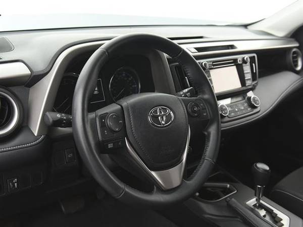 2016 Toyota RAV4 XLE Sport Utility 4D suv Silver - FINANCE ONLINE for sale in Atlanta, GA – photo 2