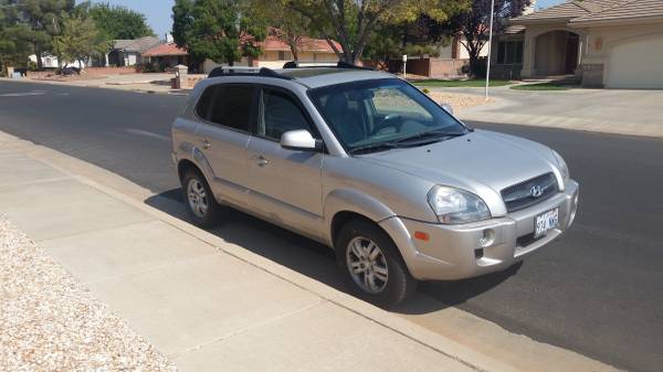2006 HYUNDAI TUCSON - cars & trucks - by owner - vehicle automotive... for sale in Saint George, UT – photo 2