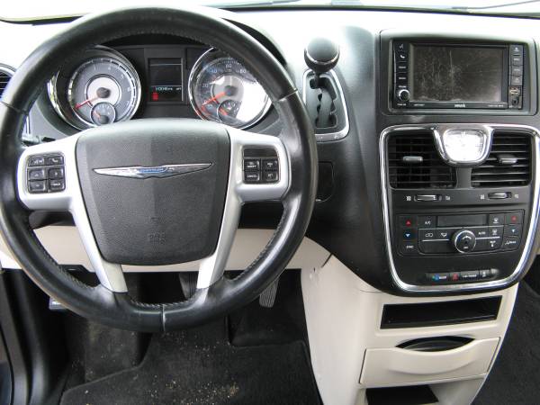 2014 Chrysler Town and Country Touring for sale in mosinee, WI – photo 10