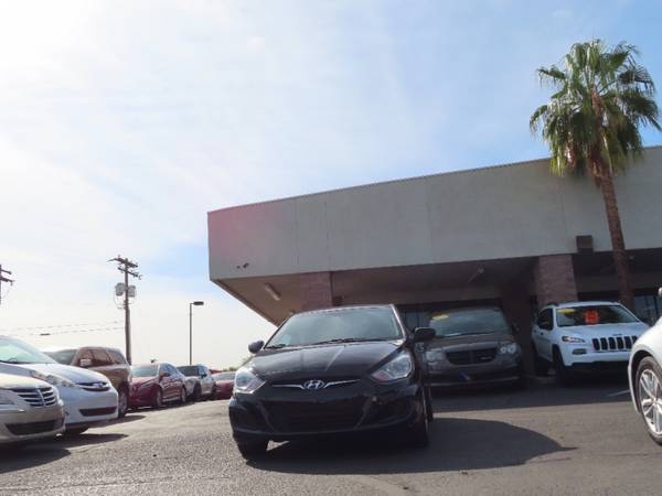 2014 Hyundai Accent 4dr Sdn GLS / CLEAN 1-OWNER ARIZONA CARFAX /... for sale in Tucson, AZ – photo 3