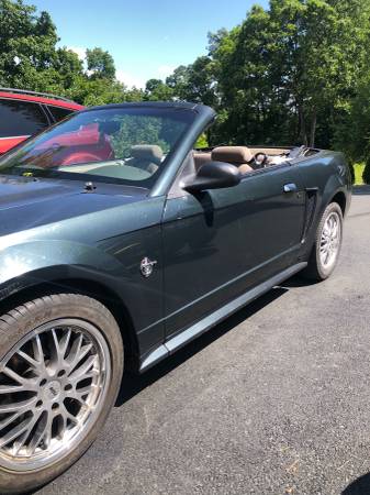 1999 Ford Mustang convertible for sale in Agawam, MA – photo 3
