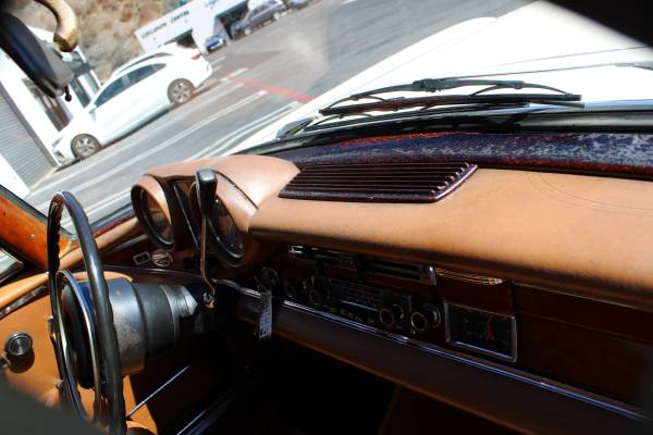 1968 Mercedes Benz 280SE Coupe - - by dealer - vehicle for sale in Laguna Beach, CA – photo 14