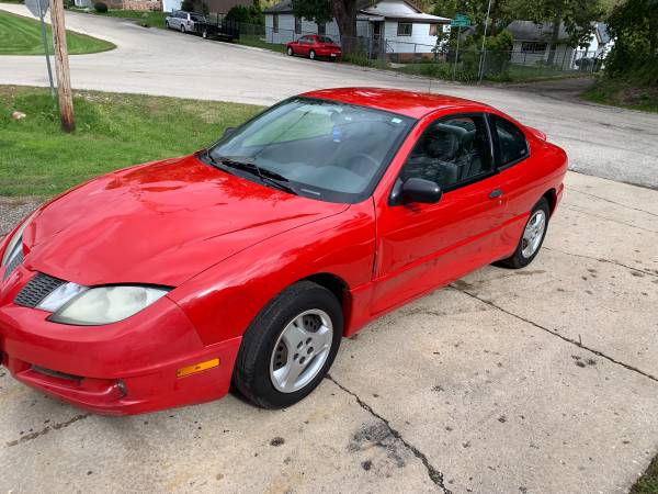 2005 Pontiac Sunfire for sale in McHenry, IL