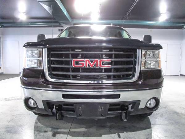 2009 GMC Sierra 2500HD 4WD Crew Cab 153 SLE for sale in Ontario, NY – photo 3
