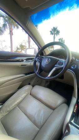 2013 CADILLAC XTS - - by dealer - vehicle automotive for sale in Miami, FL – photo 6