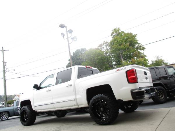 LIFTED 2 OWNR 2014 CHEVY SILVERADO 1500 CREW 4X4 NEW 33X12.50 MTS L@@K for sale in KERNERSVILLE, SC – photo 5