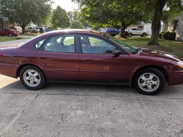 2006 Ford Taurus for sale in Terre Haute, IN