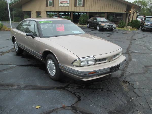 1992 Oldsmobile 88 Royale Automatic-1Owner-65K Miles-3.8V6-New Tires for sale in Racine, WI – photo 3