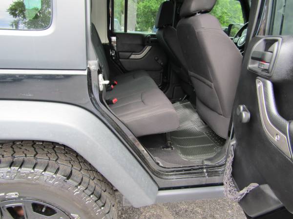 2013 Jeep Wrangler 4 door Sport Hard Top Automatic transmission for sale in TROY, OH – photo 16