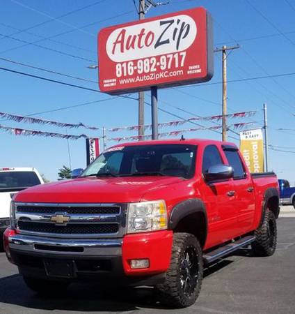 2009 Chevrolet Chevy Silverado 1500 Crew Cab LT Pickup 4D 5 3/4 ft for sale in Independence, MO