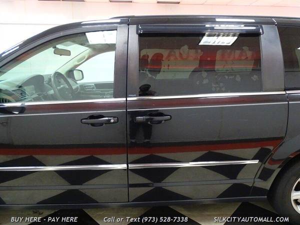 2010 Chrysler Town Country Touring Minivan Touring 4dr Mini-Van - AS for sale in Paterson, NJ – photo 8