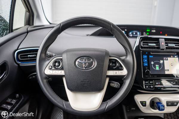 2017 Toyota Prius Touring Low KM Accident Free Immaculate for sale in Other, Other – photo 13