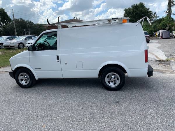 2001 Chevrolet Astro cargo van with racks for sale in Deland, FL – photo 6