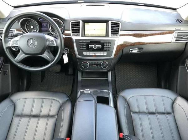 2014 Mercedes-Benz GL450 68, 215 miles One Owner - - by for sale in Downers Grove, IL – photo 4