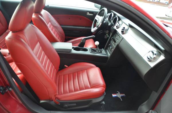 2005 Ford Mustang GT ~ Clean Carfax ~ 30K Miles~ 5-Spd ~ Borla Exhaust for sale in Pittsburgh, PA – photo 15