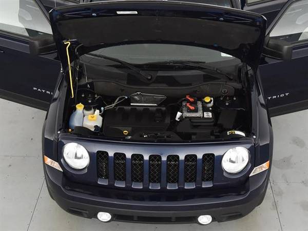 2016 Jeep Patriot Latitude Sport Utility 4D suv Dk. Blue - FINANCE for sale in San Antonio, TX – photo 4