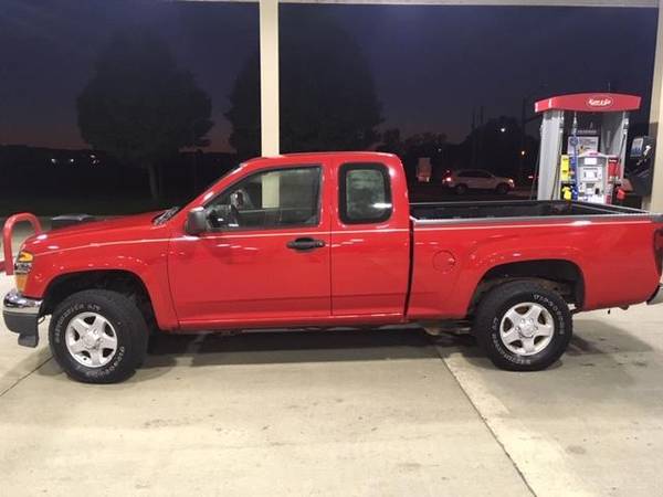 Red 2006 GMC Canyon SLE 4X4 Truck (61,000 Miles) for sale in Dallas Center, IA – photo 12