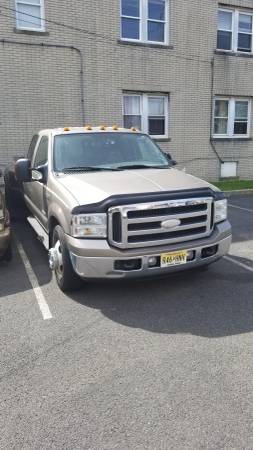 Ford F-350 lariat super duty 6.0L turbo diesel 2005 for sale in Linden, NY