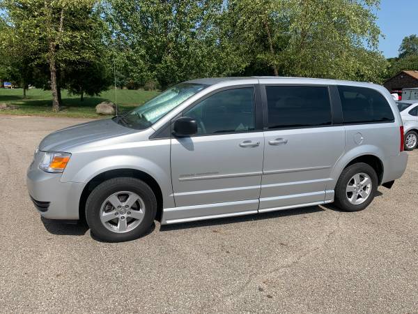 2010 Dodge Grand Caravan Handicap/wheelchair accessible - cars &... for sale in Columbus, OH – photo 2