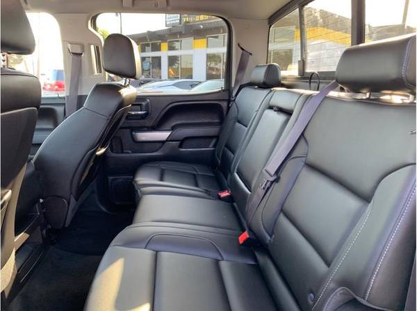 2015 Chevrolet Chevy Silverado 1500 Crew Cab Z71 LT Pickup 4D 5 3/4 ft for sale in Escondido, CA – photo 10