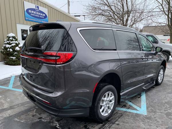 Wheelchair/Handicap Accessible 2021 Chrysler Voyager - cars & for sale in Wixom, MI – photo 20