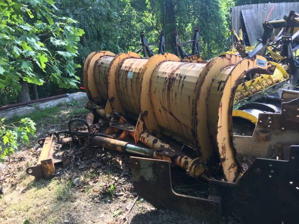 1998 Freight Liner 9’ feet plow, 6 yard sander hydraulic for sale in Fall River, MA – photo 7