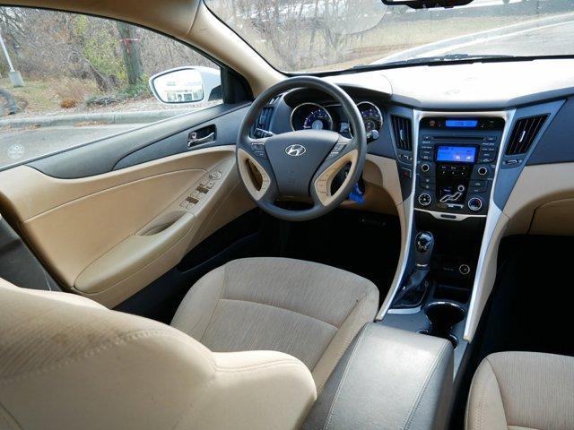 2013 Hyundai Sonata GLS for sale in Rochester, MN – photo 9