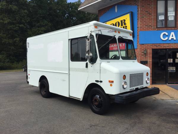 2003 WORKHORSE P42 STEPVAN for sale in Richmond, NY – photo 2