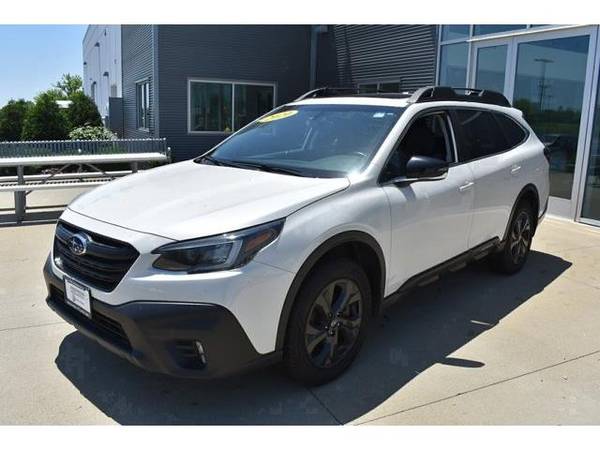 2020 Subaru Outback Onyx Edition XT - wagon - - by for sale in Crystal Lake, IL – photo 5