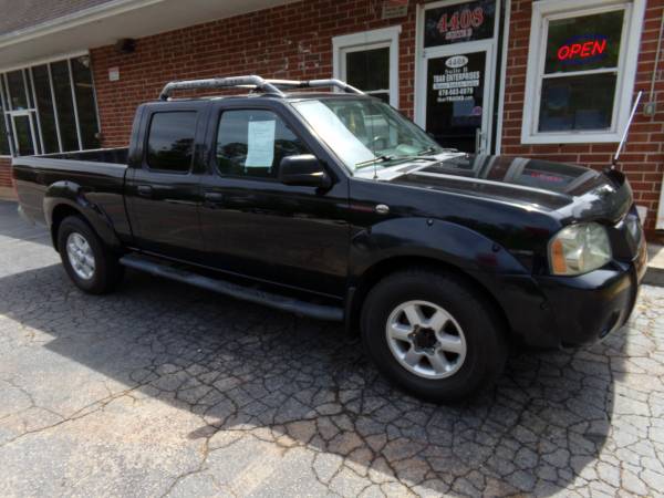 2004 NISSAN FRONTIER S/C CREW CAB FOUR WHEEL DRIVE SHORTBED - cars & for sale in Locust Grove, GA – photo 2