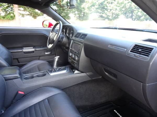 2012 Dodge Challenger R/T 6-Speed Heated Leather Sun Roof Loaded !! for sale in PUYALLUP, WA – photo 14