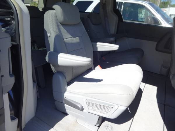 2008 Chrysler Town and County LX Van - - by dealer for sale in Mogadore, OH – photo 5
