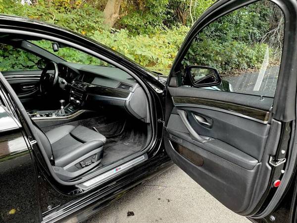 2011 BMW 550i xDrive M SPORT 6 SPEED MANUAL WARRANTY SERVICED for sale in STATEN ISLAND, NY – photo 14