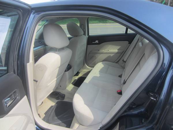 2009 Mercury Milan Low Miles Moon Roof Some Cosmetic Defects for sale in Anoka, MN – photo 13