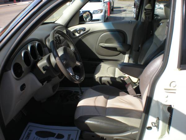 2005 Chrysler PT Cruiser Limited for sale in Roseville, MI – photo 12