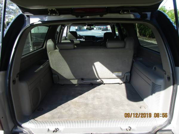2004 CHEVY SUBURBAN LT ***3RD ROW SEATING*** for sale in Sarasota, FL – photo 12
