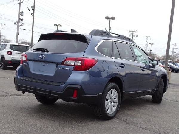 2018 Subaru Outback 2 5i Premium - - by dealer for sale in Skokie, IL – photo 10