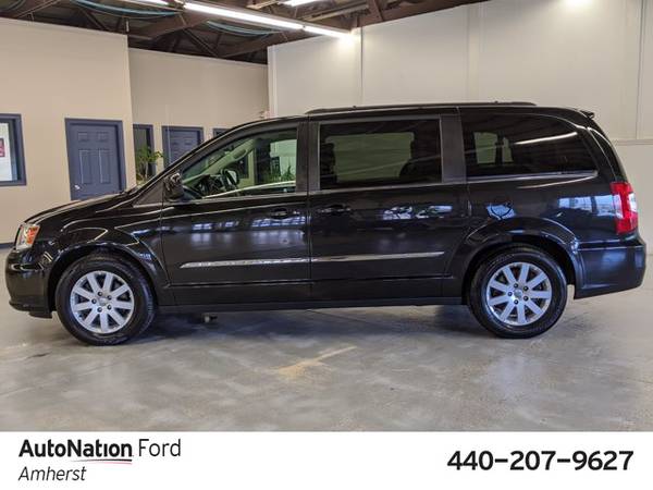 2015 Chrysler Town and Country Touring SKU:FR740650 Mini-Van - cars... for sale in Amherst, OH – photo 2