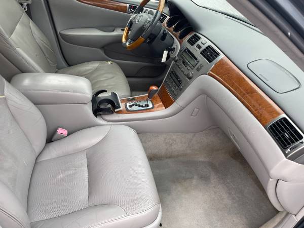 2006 Lexus ES330 for sale in Bedford, OH – photo 8