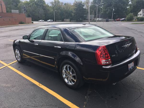 2010 Chrysler 300 C **with HEMI ENGINE** for sale in Peoria, IL – photo 2