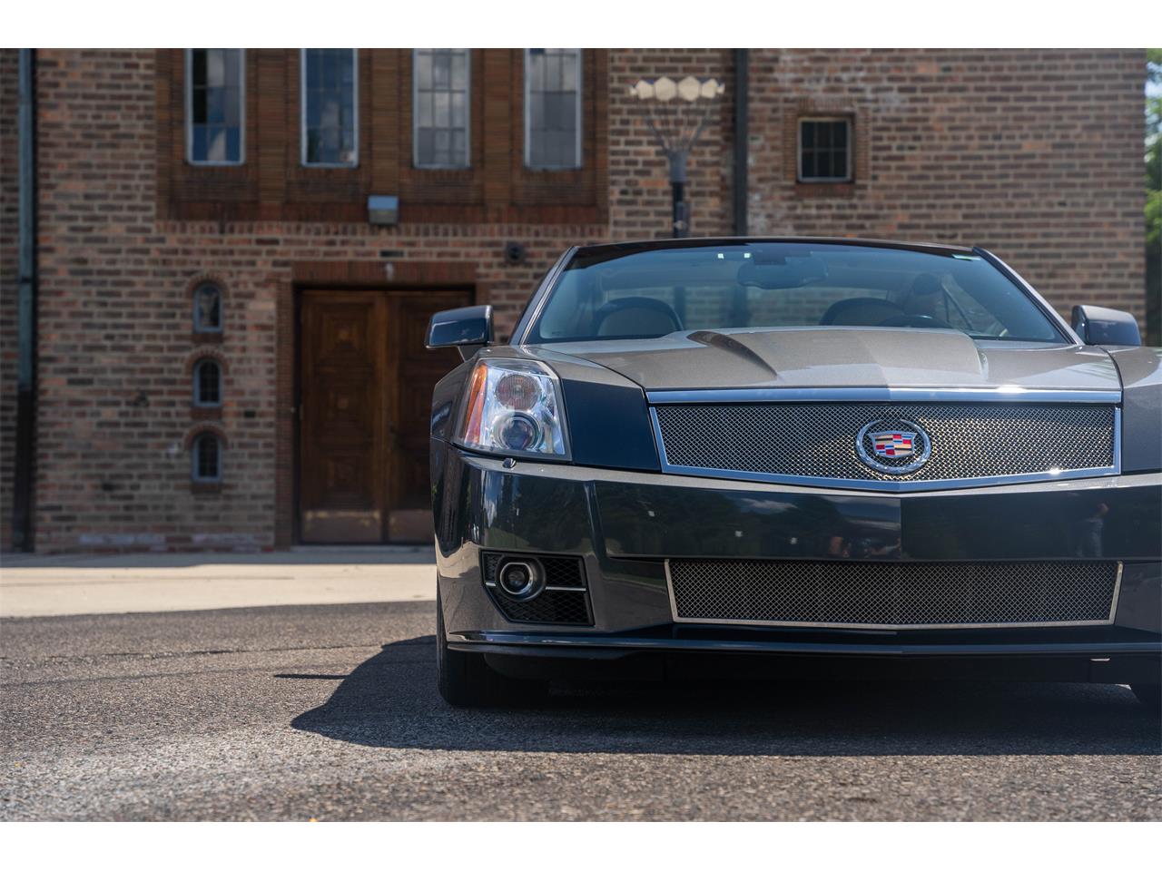 2009 Cadillac XLR-V for sale in Pontiac, MI – photo 9