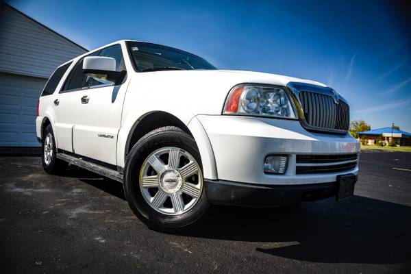 2005 LINCOLN NAVIGATOR 4X4 SUNROOF LEATHER TV/DVD 3RD ROW $3995 CASH for sale in REYNOLDSBURG, OH