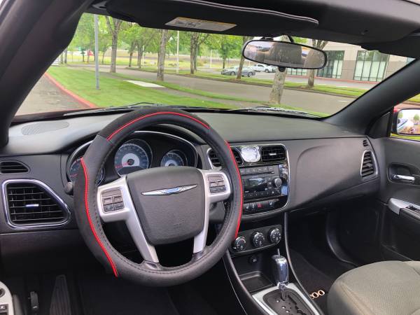 2011 Chrysler 200 Touring 2D Convertible Only 19K Miles & Clean for sale in Troutdale, OR – photo 13