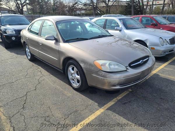 2002 Ford Taurus 4dr Sedan SES Standard FFV Co for sale in Woodbridge, District Of Columbia – photo 2