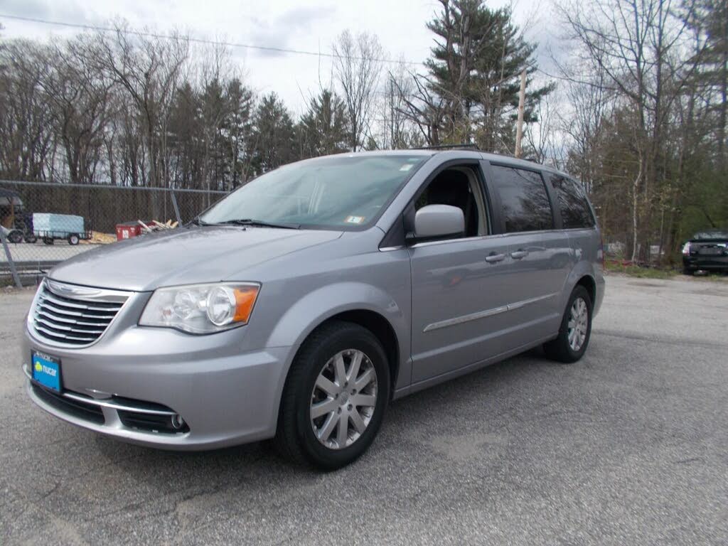 2014 Chrysler Town & Country Touring FWD for sale in Other, NH