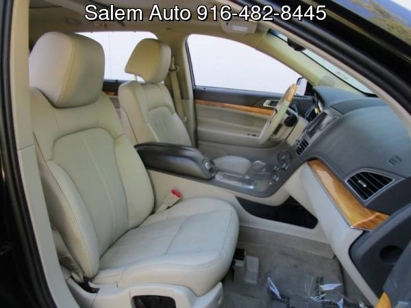 2010 Lincoln MKT AWD - DUAL PANORAMIC ROOF - REAR CAMERA - HEATED AND for sale in Sacramento , CA – photo 4