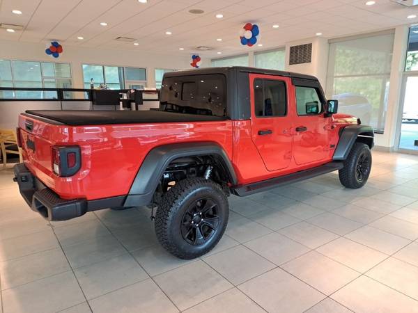 2020 Jeep Gladiator Sport - - by dealer - vehicle for sale in Irwin, PA – photo 5