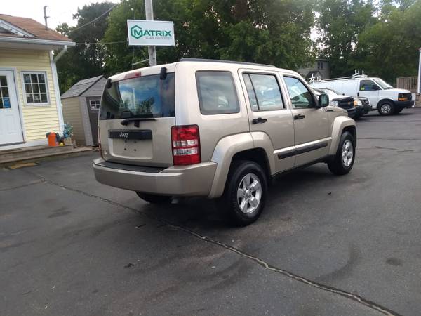 2010 Jeep Liberty 4x4 - - by dealer - vehicle for sale in Swansea, MA – photo 6