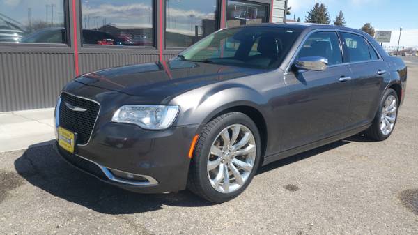 Beautiful Chrysler 300 - - by dealer - vehicle for sale in Powell, WY
