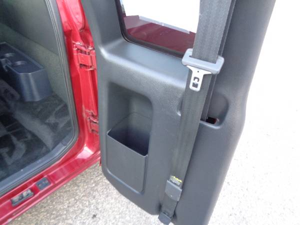 2000 CHEVROLET S10 CLUB CAB - cars & trucks - by dealer - vehicle... for sale in Mankato, MN – photo 12